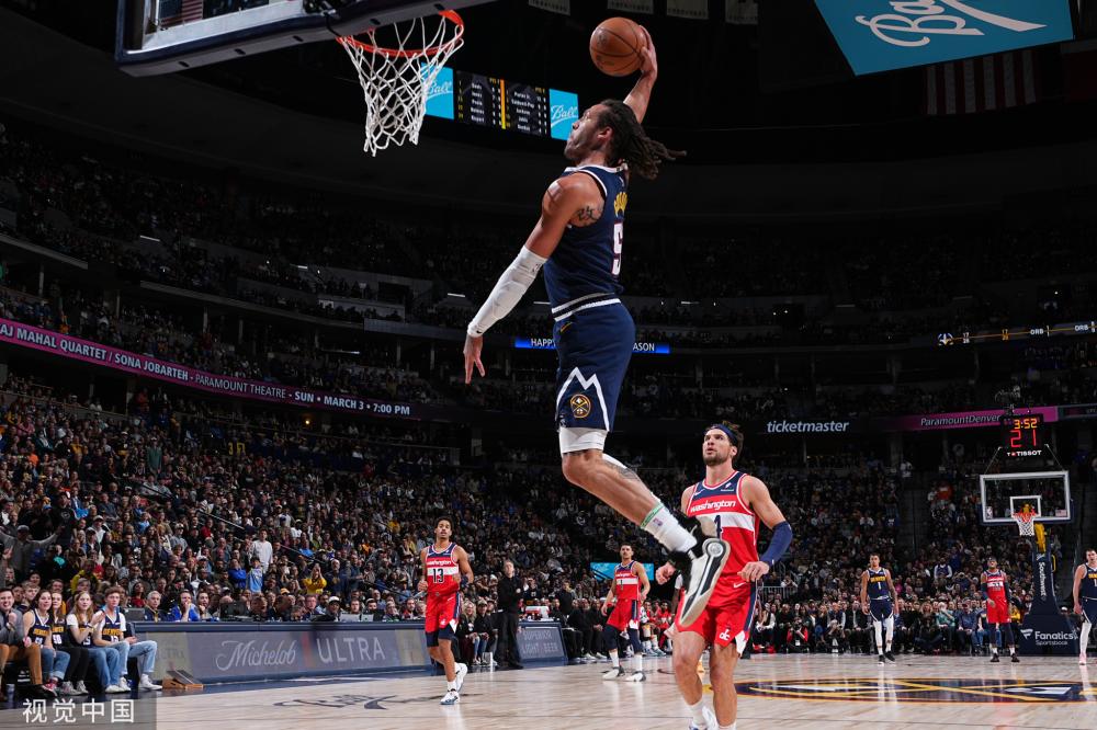 更是两个时 更是两个时