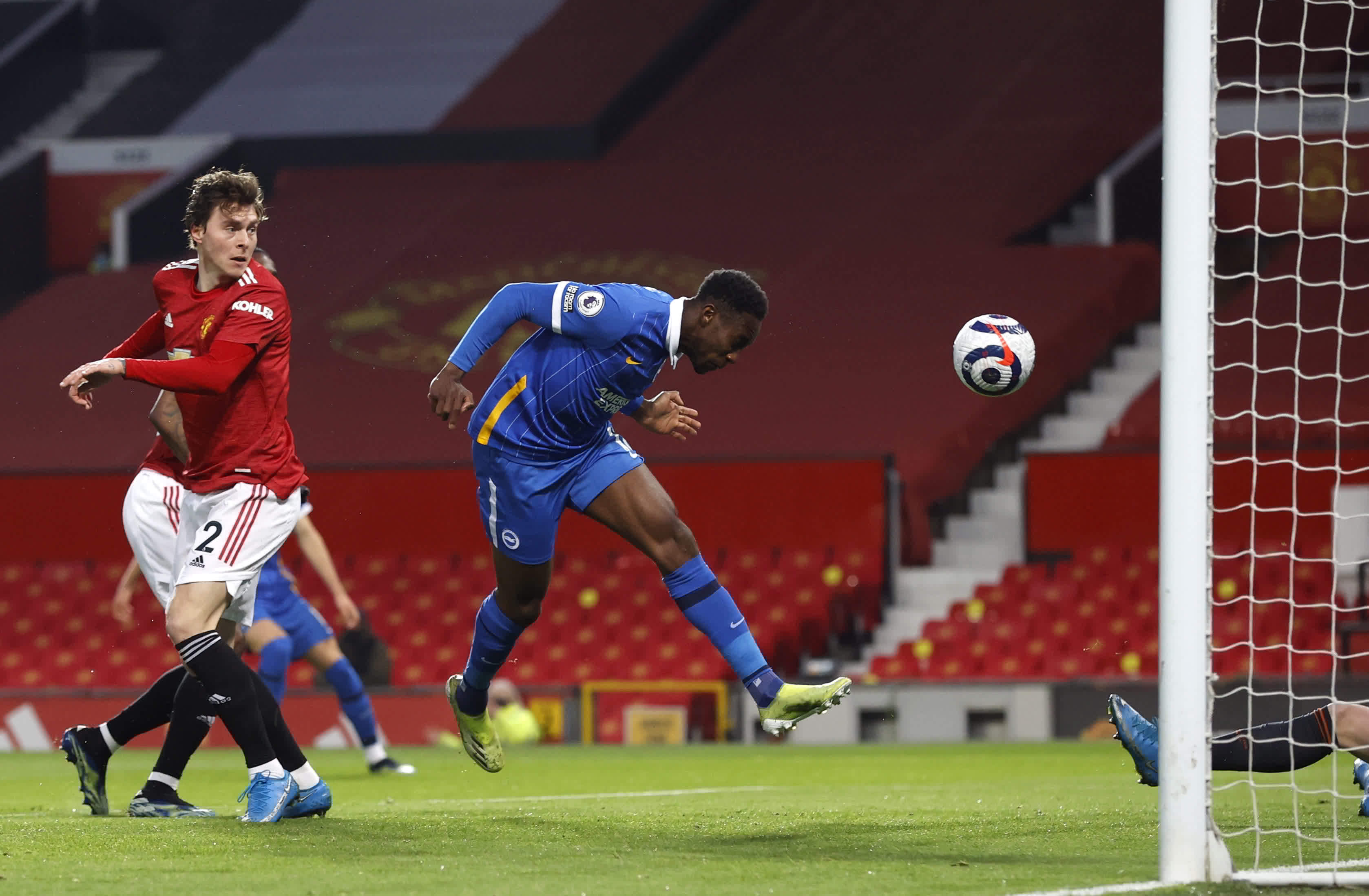 置上面临着 置上面临着